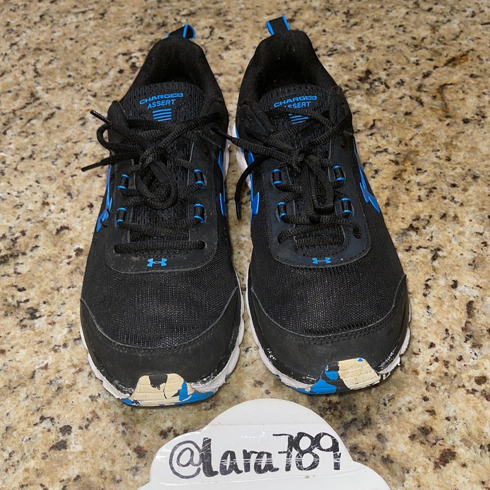Under Armour Charged Assert - image 1